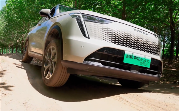 哈弗枭龙MAX亏电没有四驱?官方实测辟谣:车黑和水军应先补习下