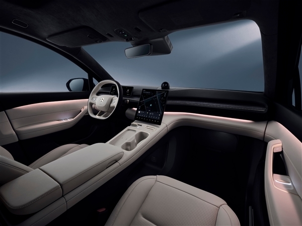 高端中型SUV天花板 蔚来全新ES6上市：36.8万起(图4)