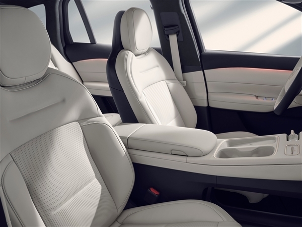 高端中型SUV天花板 蔚来全新ES6上市：36.8万起(图6)